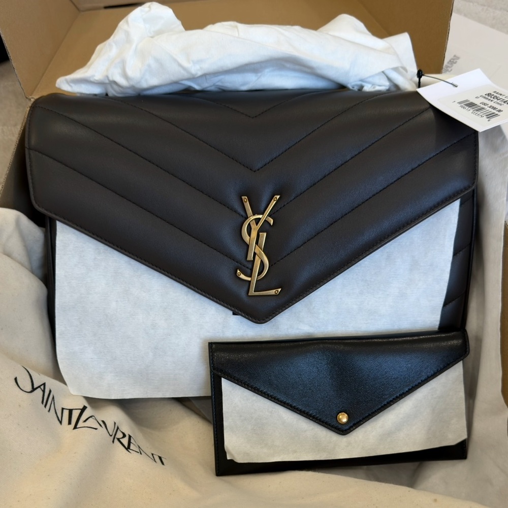 Brand new NM SAINT LAURENT LouLou Large